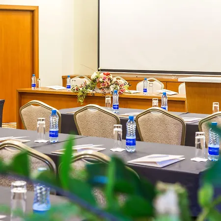 Hotel Landmark Creek 4*