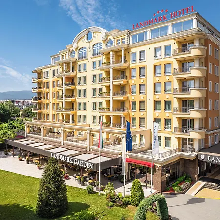 Landmark Creek & Wellness Hotel 4*