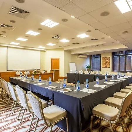 Landmark Creek Hotel 4*