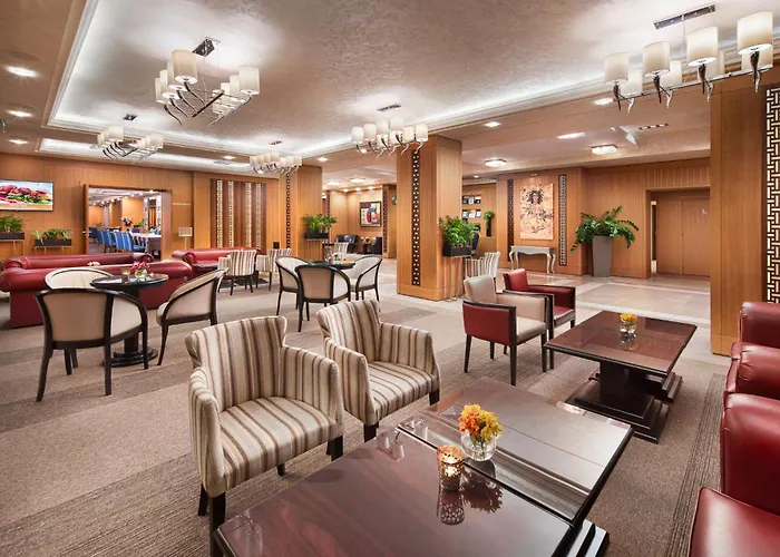 Landmark Creek & Wellness