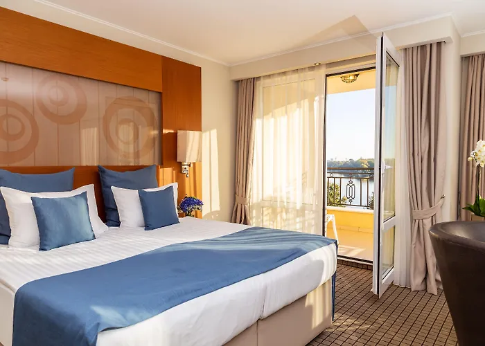 Landmark Creek & Wellness 4*