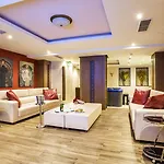 Landmark Creek & Wellness 4*