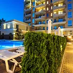 Landmark Creek & Wellness 4*
