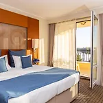 Landmark Creek & Wellness 4*