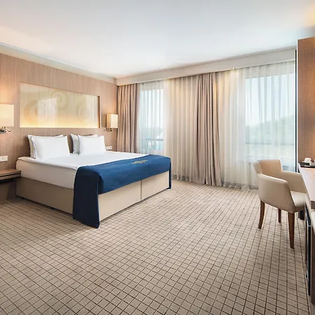 Hotel Landmark Creek & Wellness 4*