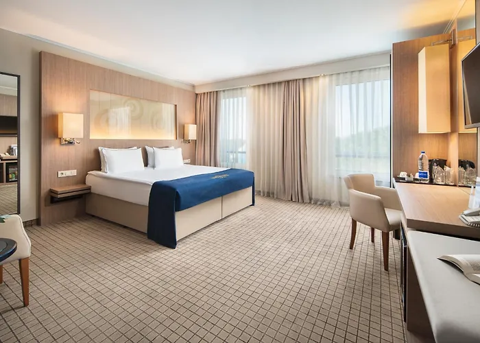 Landmark Creek Hotel & Wellness Plovdiv 4*